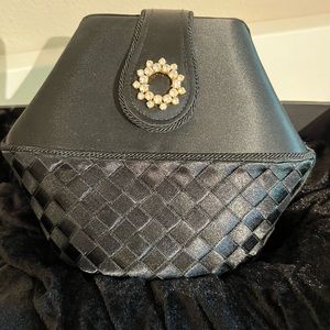Satin Dress Purse. Gold + Bling closure